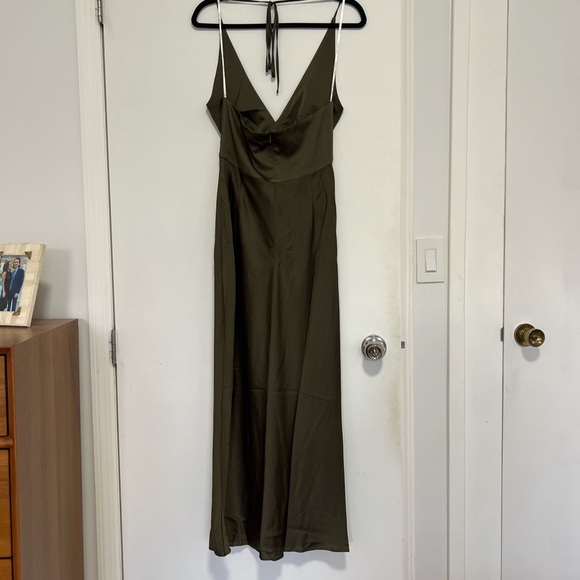 NWT Shona Joy Luxe Twist Front Halter Midi Dress - Pine size 6 - Picture 4 of 9